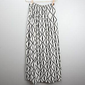 Black / White Geometric Print Maxi Skirt - Fully Lined - Size Medium - Art Deco